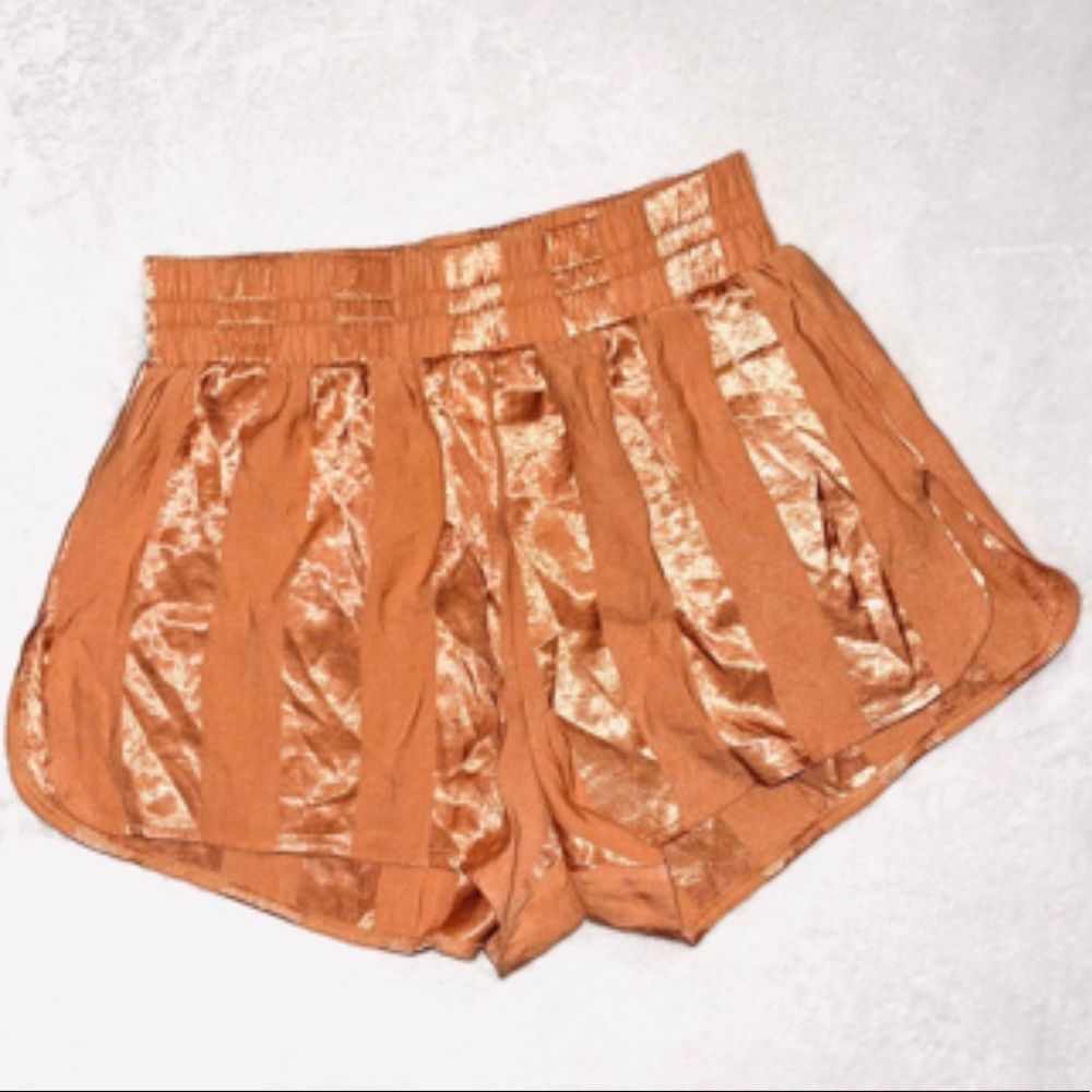 NWT Victoria’s Secret Champagne Stripe Sleep Shorts